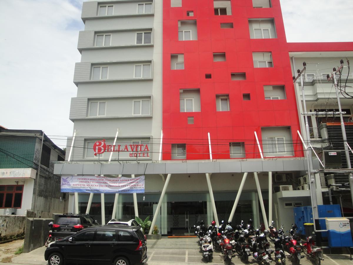 Bella Vita Hotel Kupang  Exteriör bild